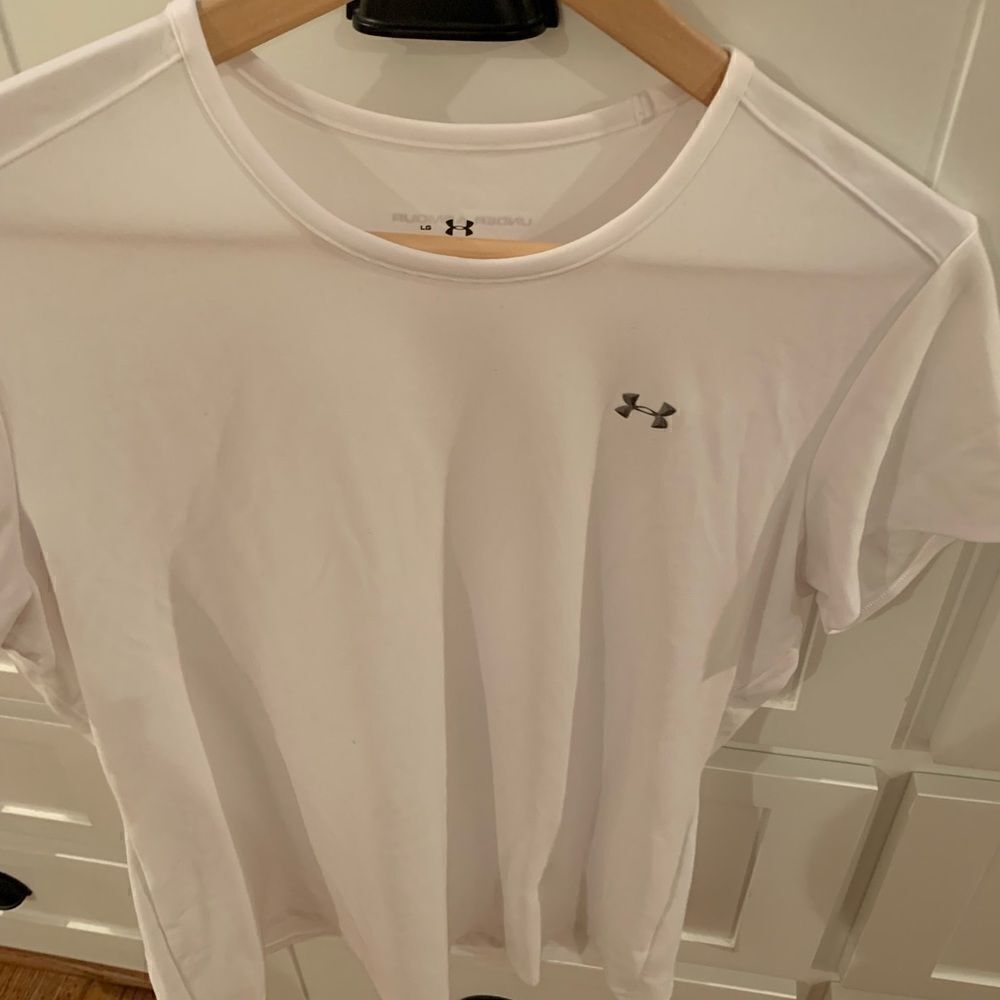 Under Armour tee 